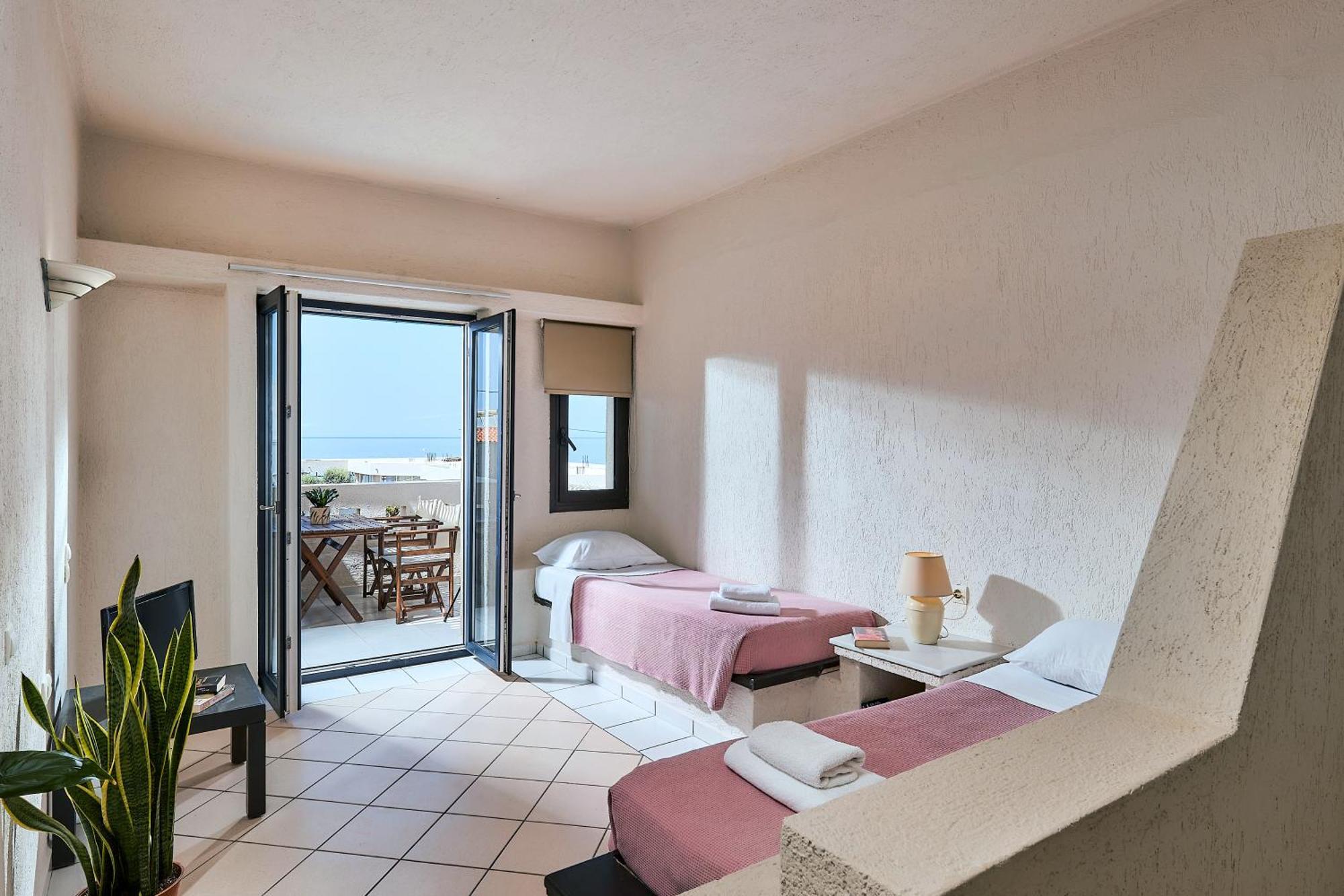 Creteco Hotel & Suites Gournes Gouvon Экстерьер фото