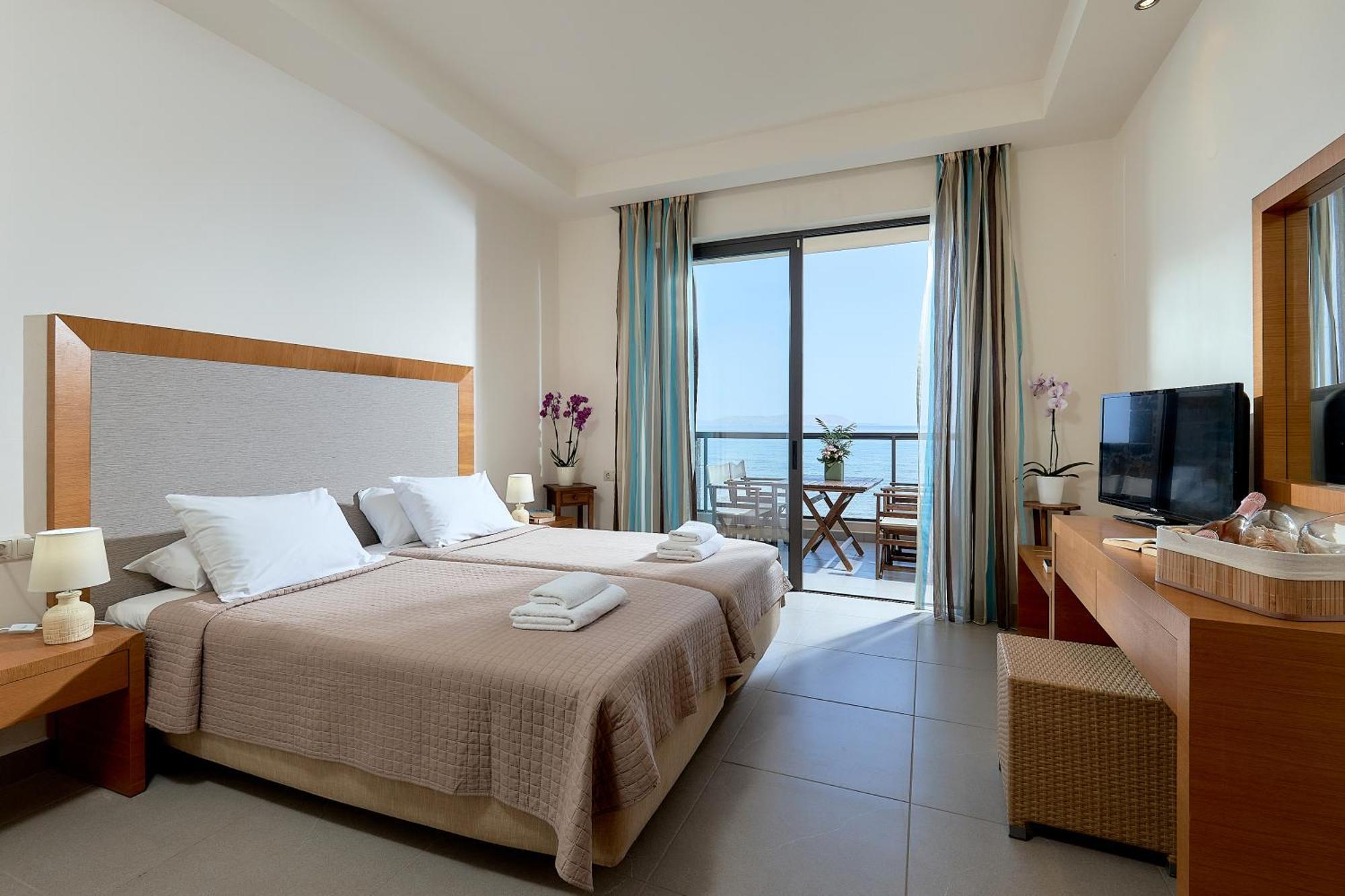 Creteco Hotel & Suites Gournes Gouvon Экстерьер фото